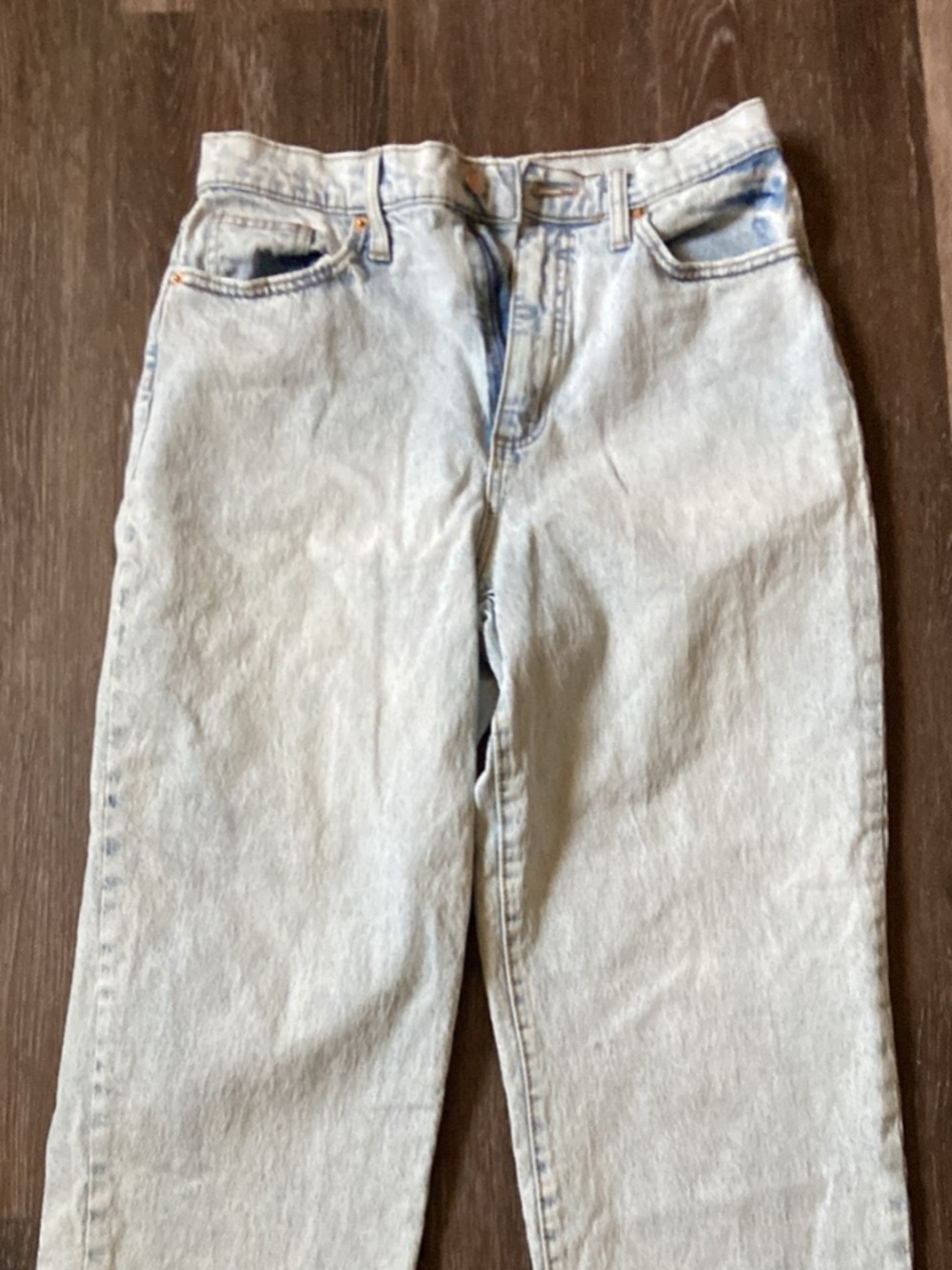 Universal Thread Jeans